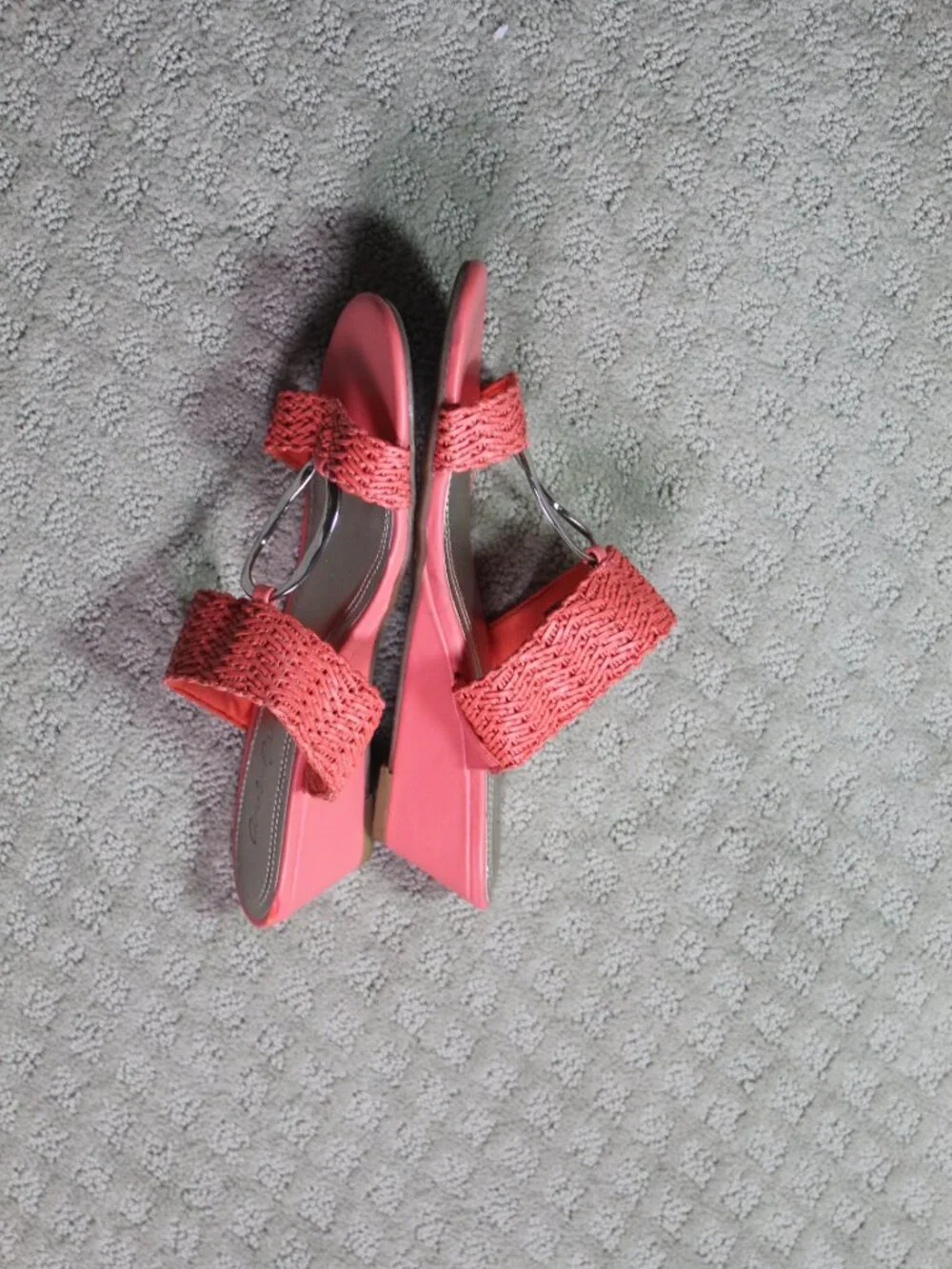 Amelia Grace Size 8.5M Bright Coral Woven Mesh Strappy Low Wedge Sandals